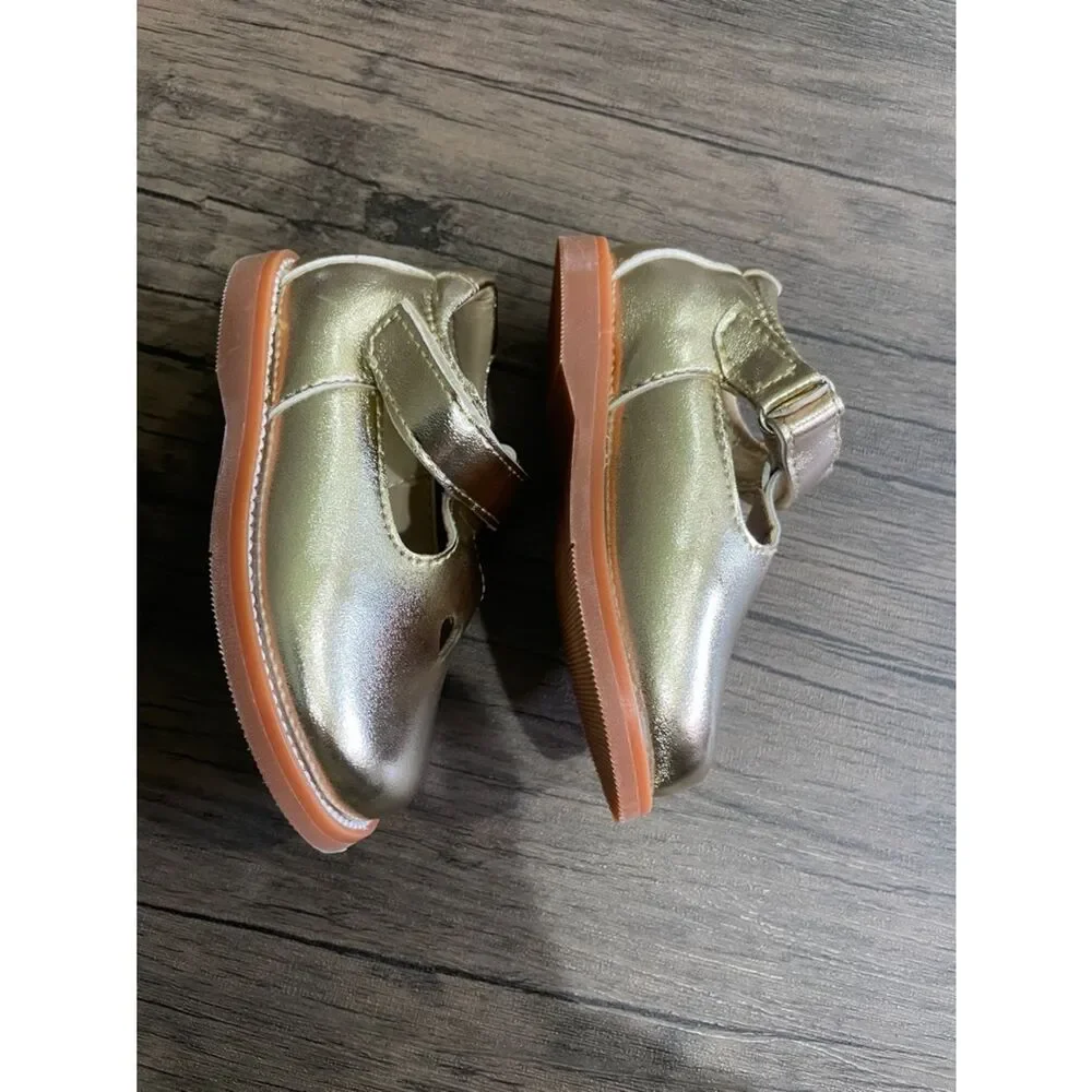 Felix & Flora girls Metallic Gold Heart Mary Jane Shoes size 5
